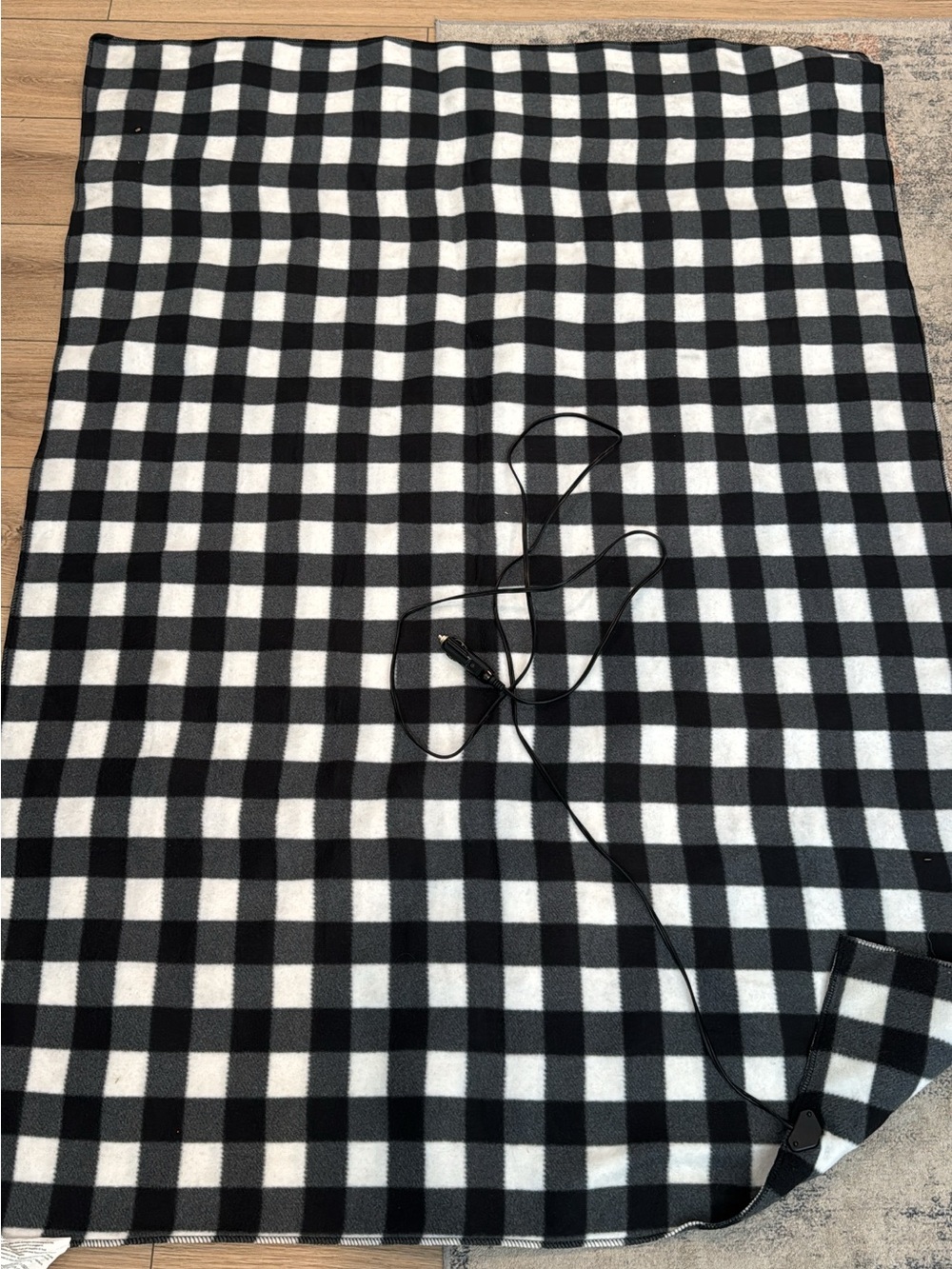 Black and White Buffalo Check Heated Car Blanket